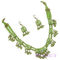 lac necklace earring set - click here for large view